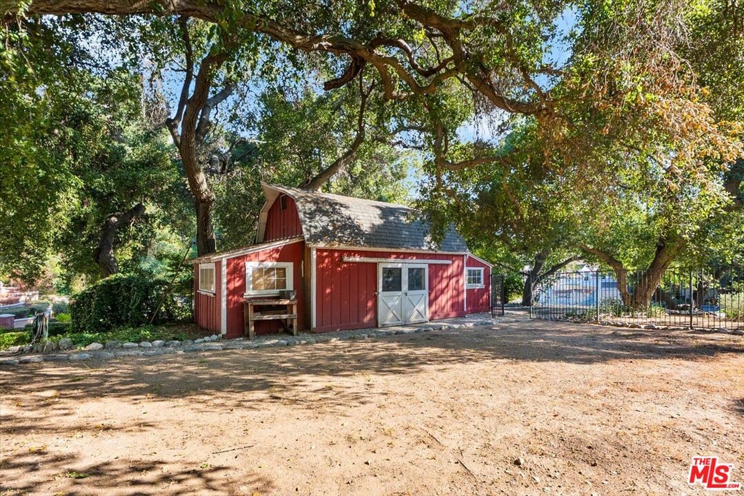 Woodlyn photo 46