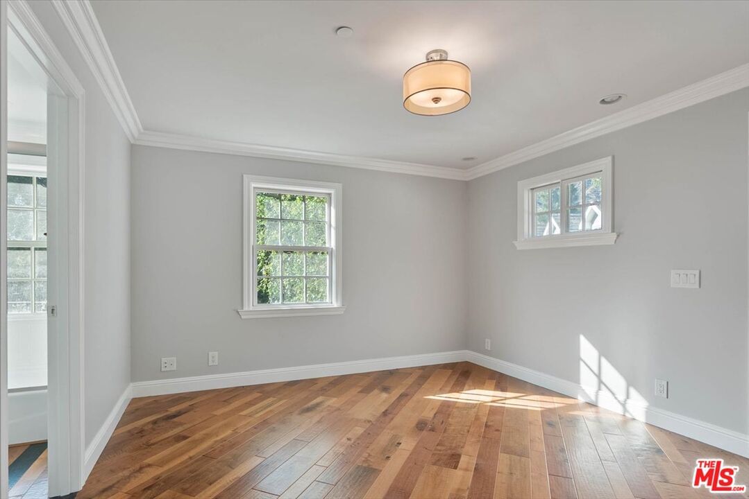 Woodlyn photo 9