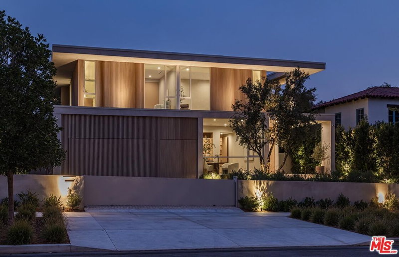 634 Moreno Ave