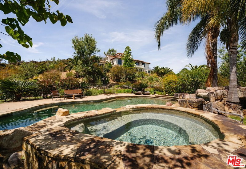 2656 Vista Del Mar Rd