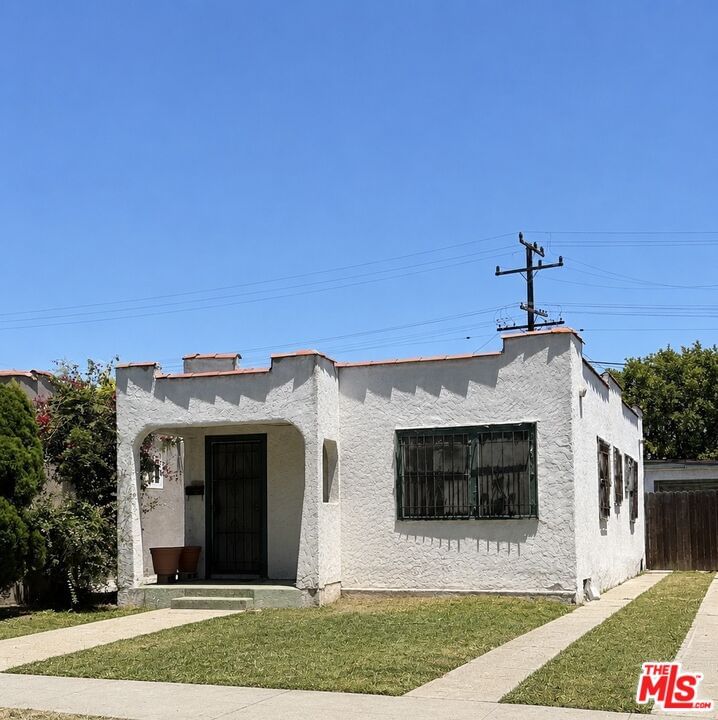 1020 Maple St