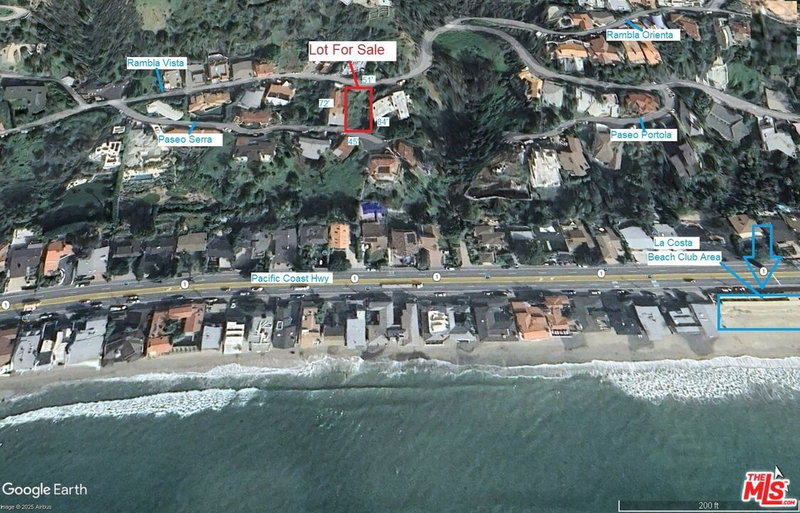 21540 Rambla Vista