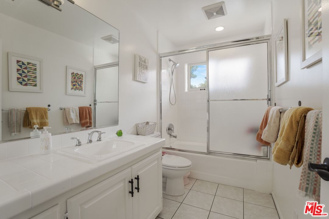 Midvale photo 28