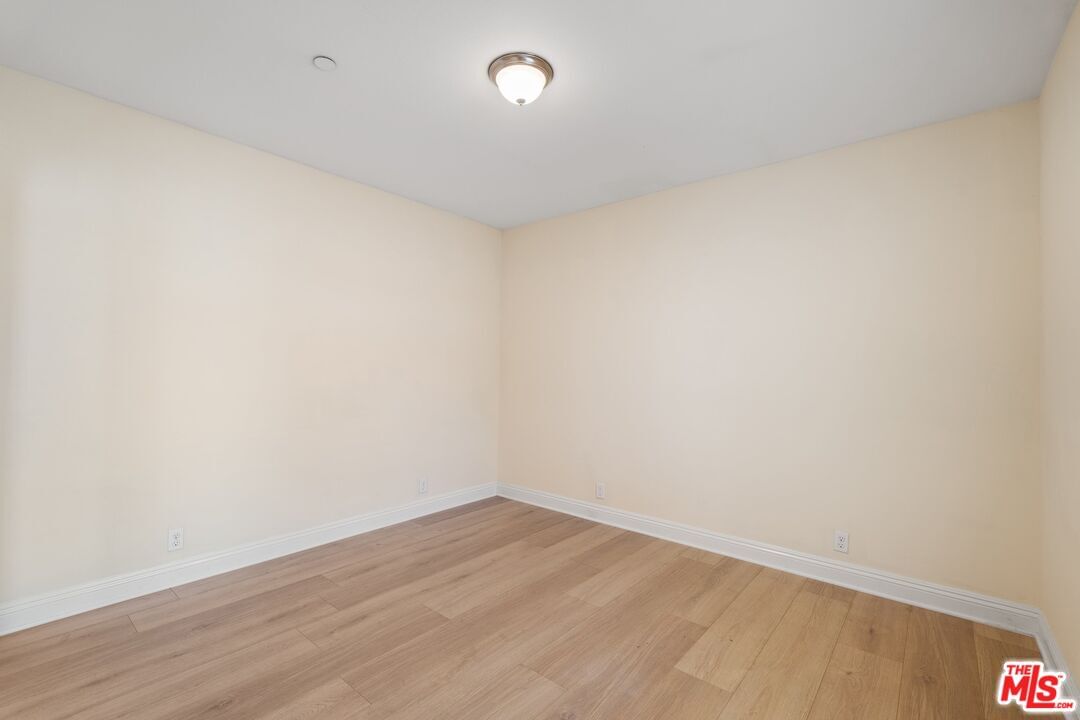 Kenmore photo 11