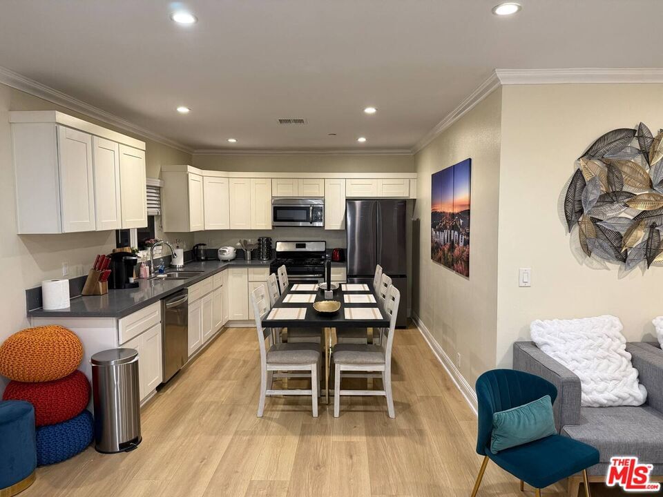 Kenmore photo 19