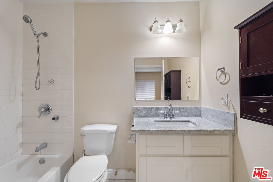Kenmore photo 34