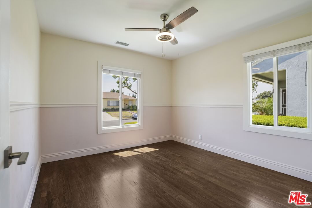 Graywood photo 12