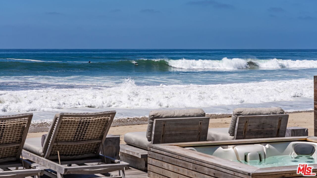 Malibu photo 20