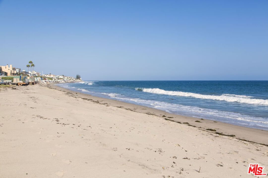 Malibu photo 23