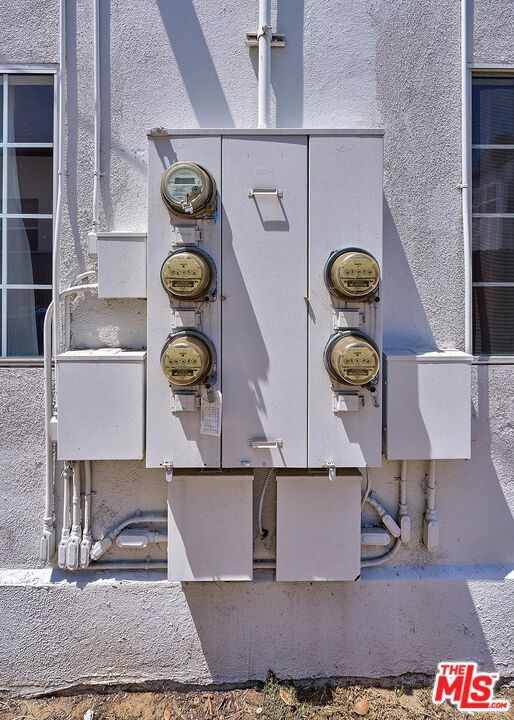 Van Ness photo 37