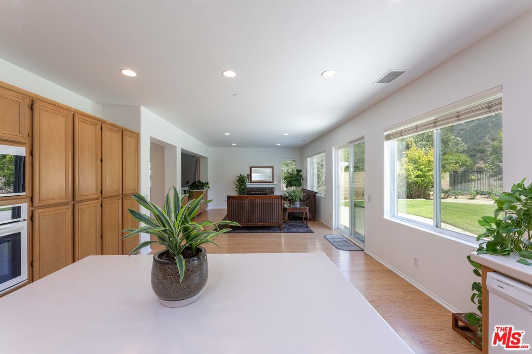 Moonridge photo 34