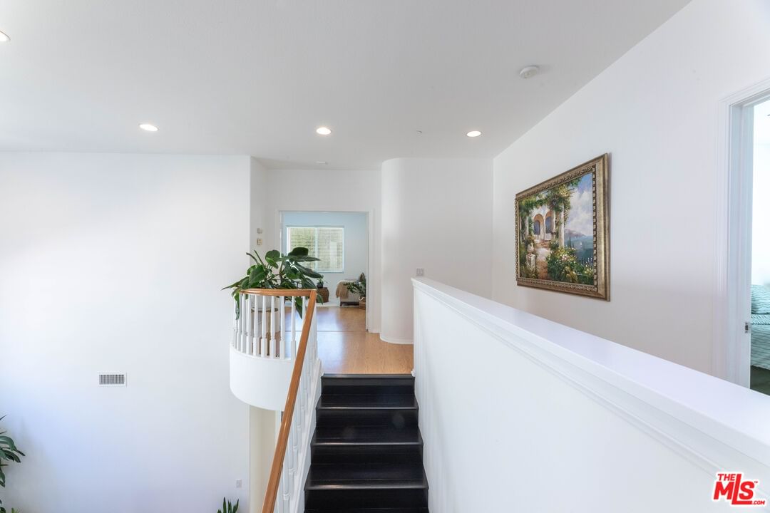Moonridge photo 46