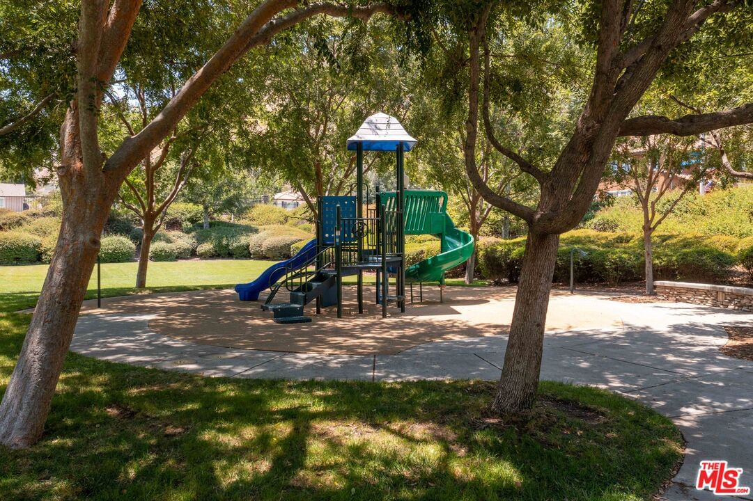 Moonridge photo 71