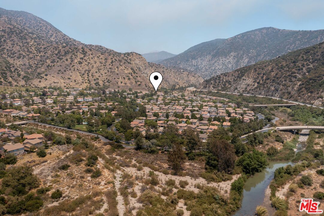 Moonridge photo 72