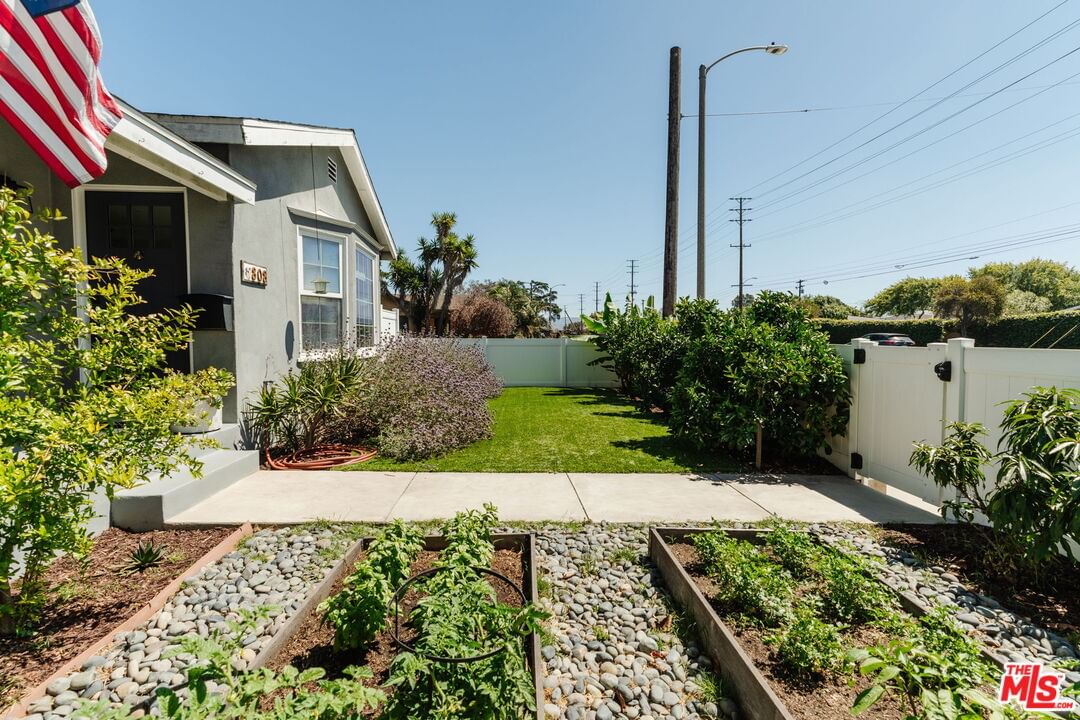 Crenshaw photo 49