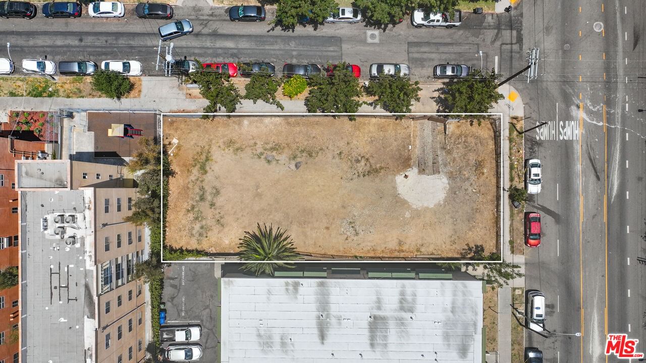 Miramar photo 13