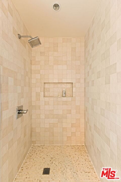 Colgate photo 33