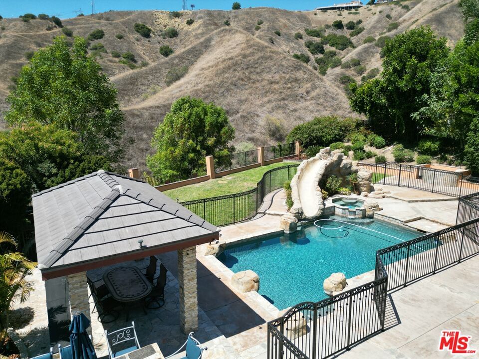 Rolling Hills photo 28