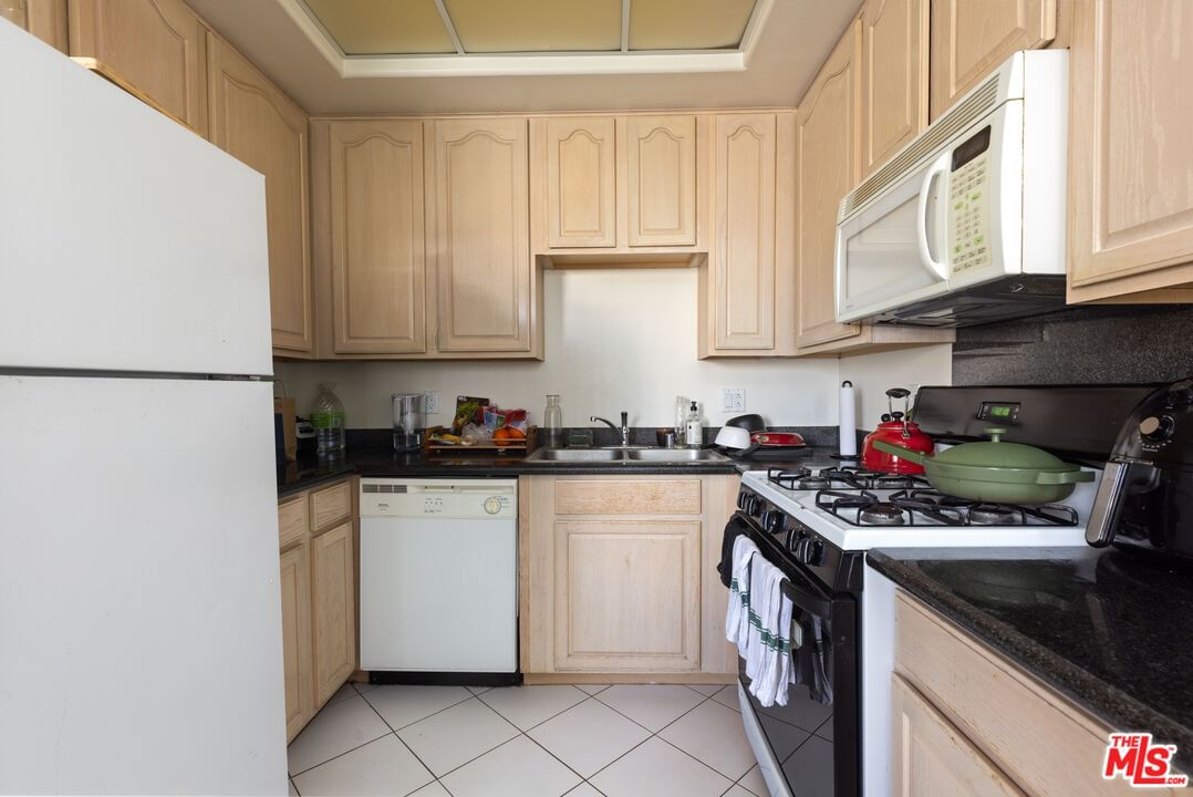Glendon photo 25