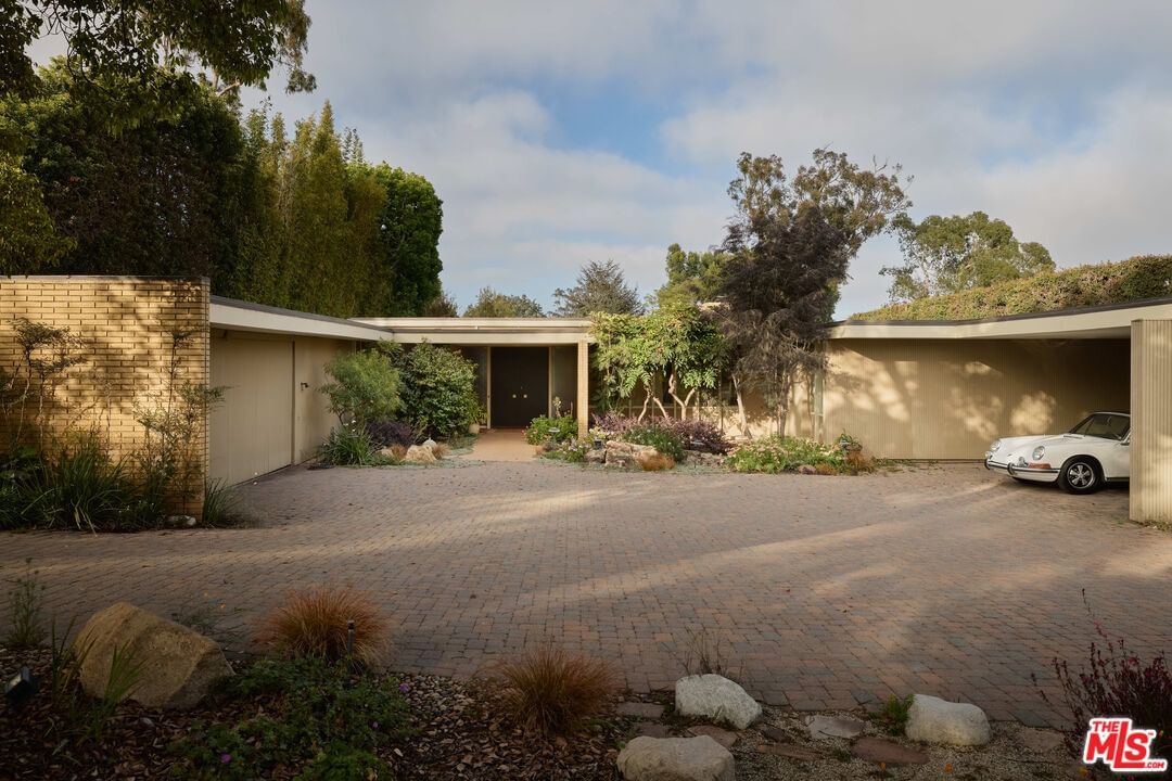 Cliffwood photo 1