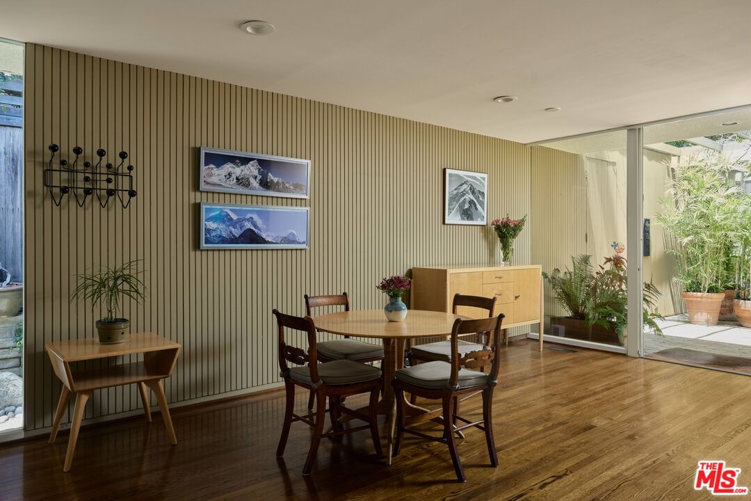 Cliffwood photo 11