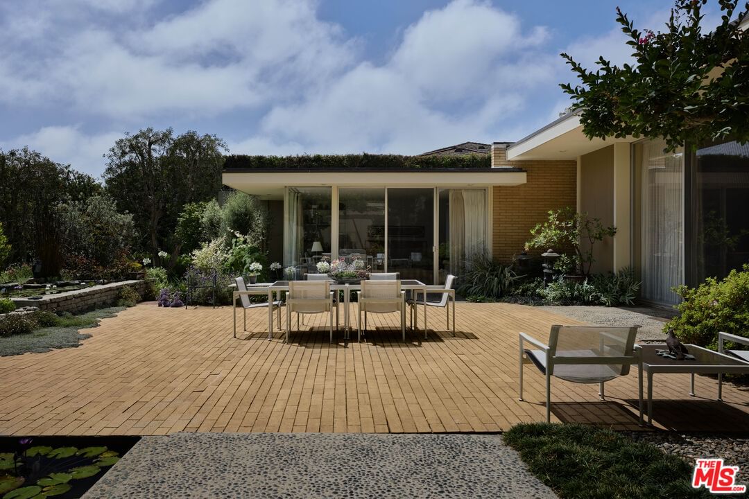 Cliffwood photo 18