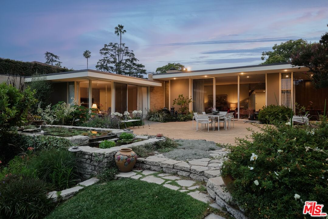 Cliffwood photo 26
