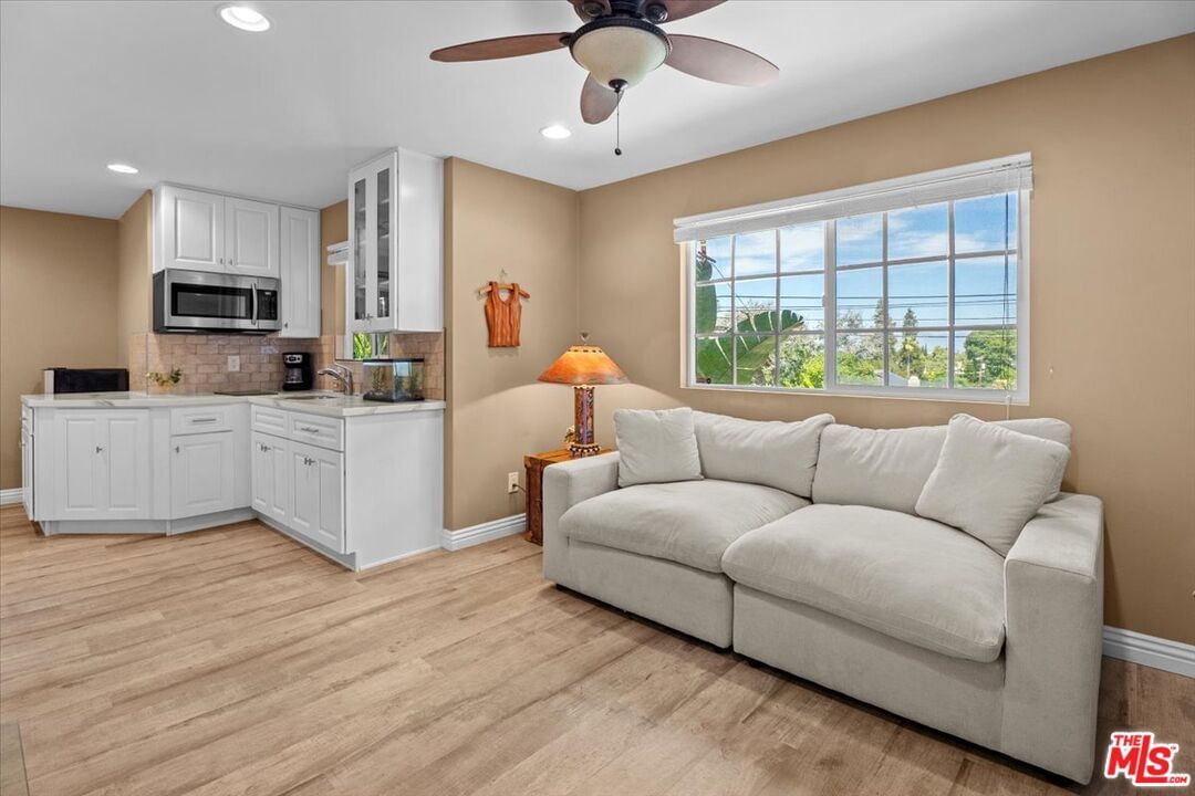 Valley Vista photo 16