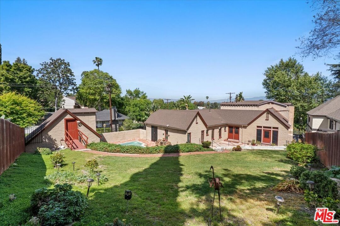 Valley Vista photo 27
