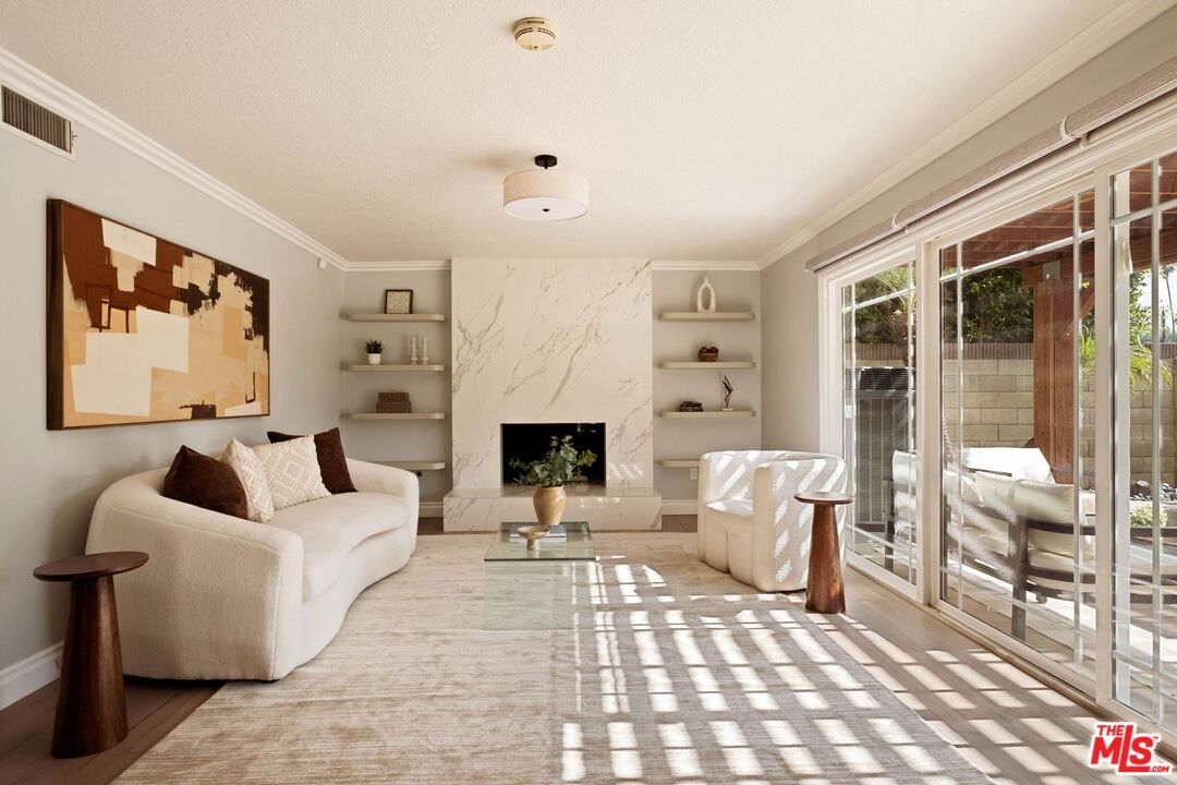 Alcove photo 11