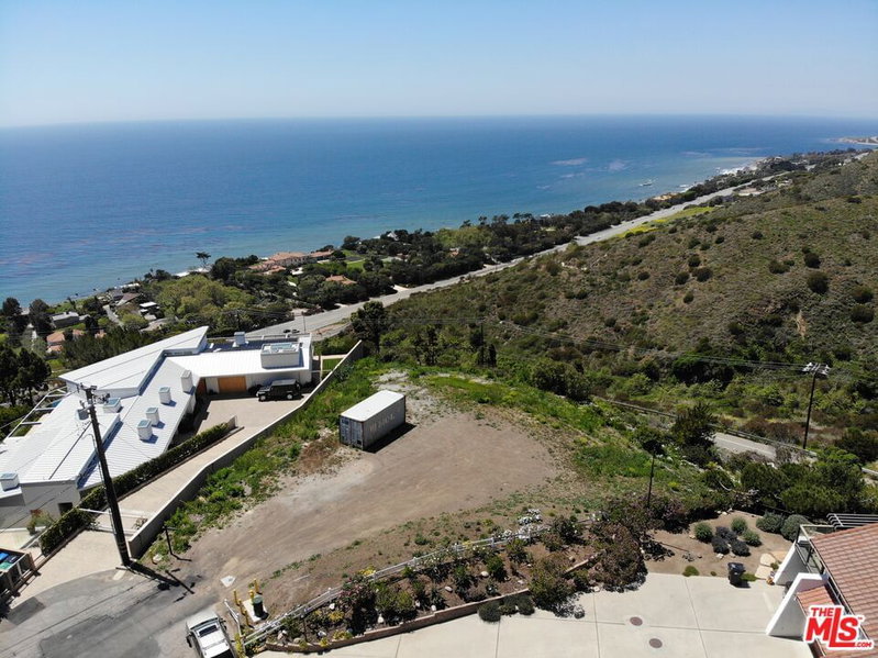 32933 Calle De La Burrita