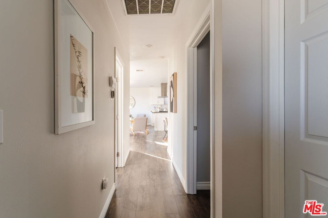 Roseview photo 15
