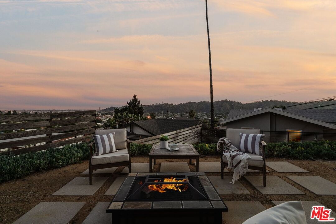 Roseview photo 35