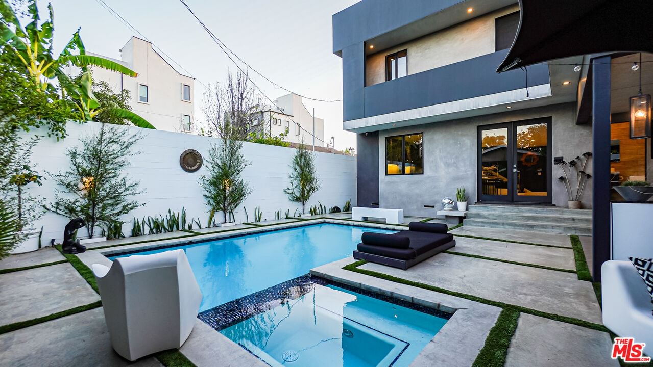 Curson photo 46