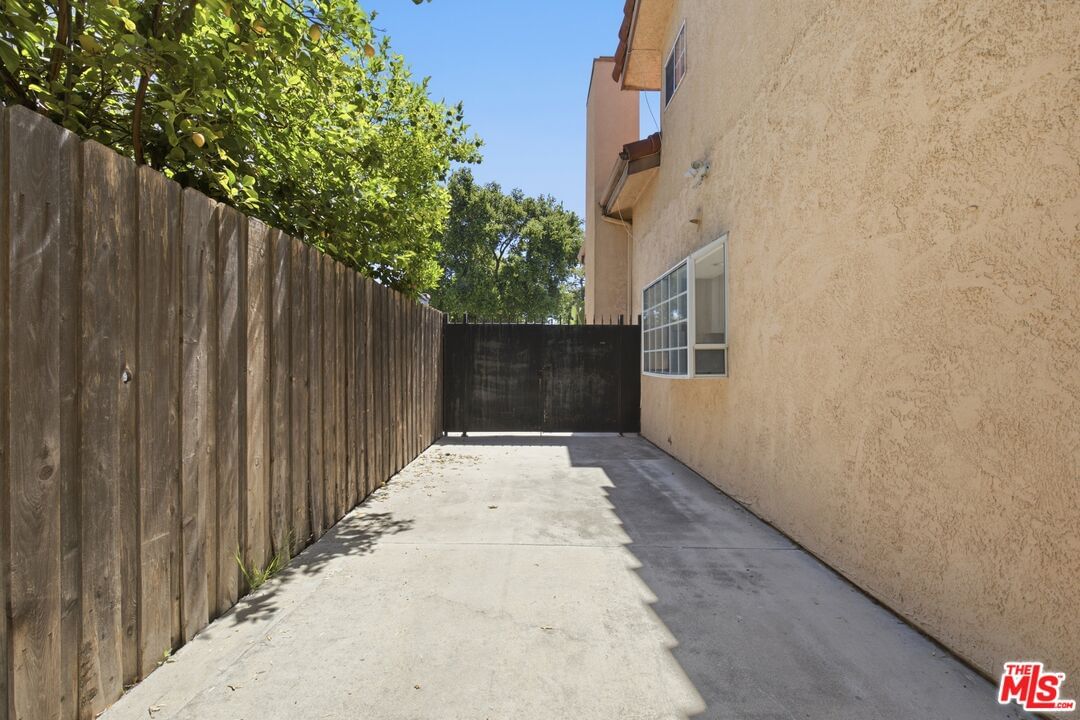 Oxnard photo 33