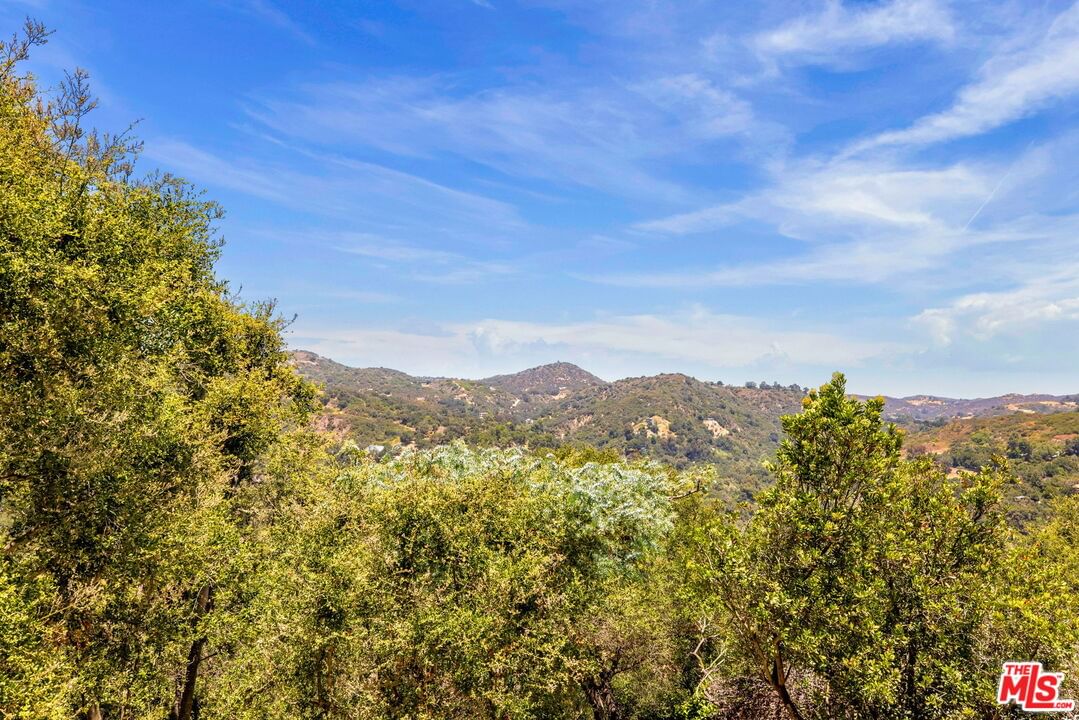 Valley View photo 49