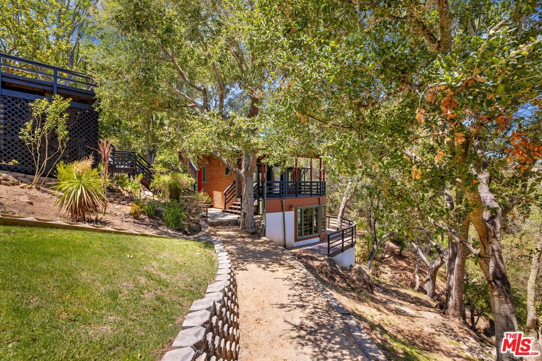 Valley View photo 57