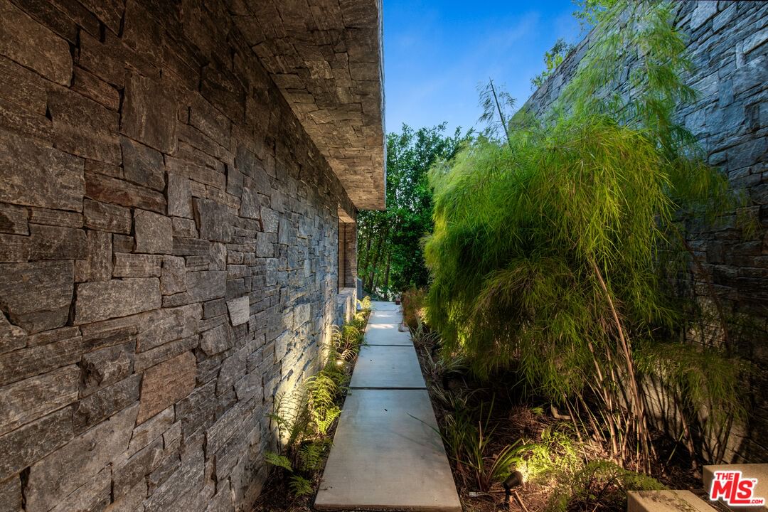 Hazen photo 27