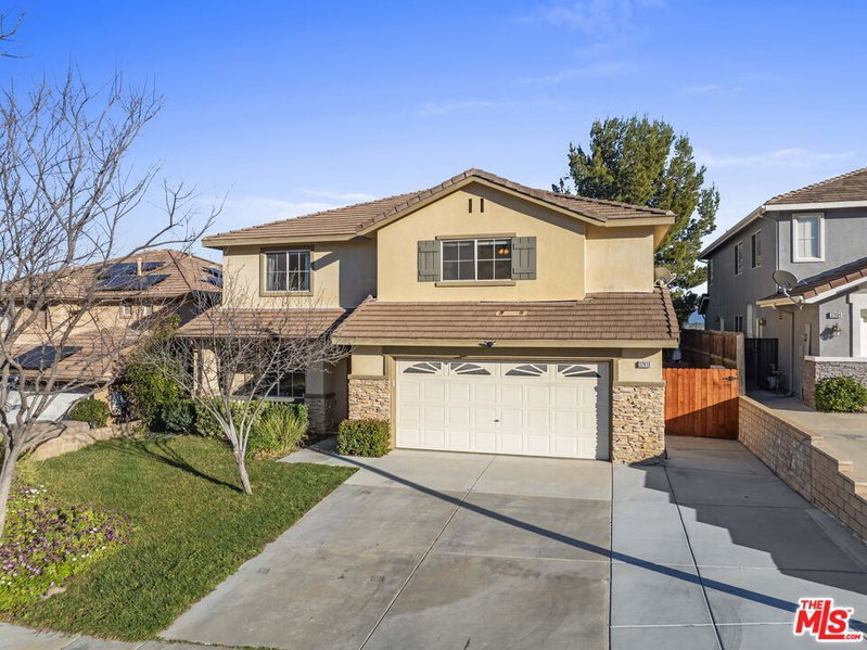 32610 Ridge Top Ln