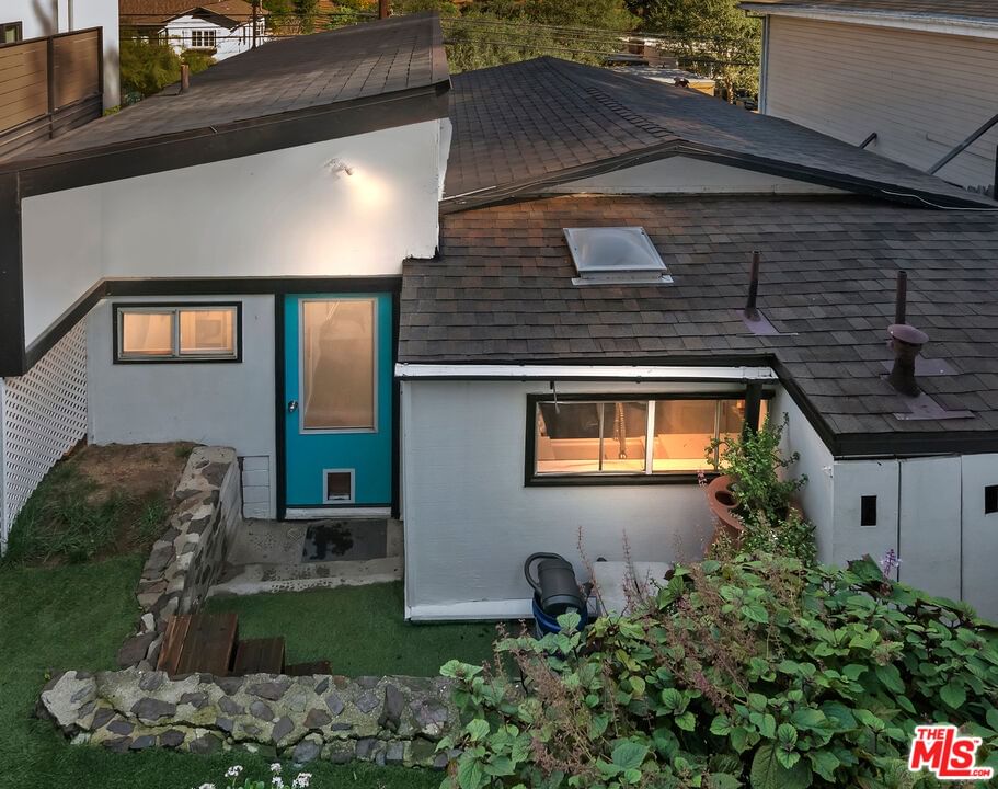 Beverly Glen photo 23