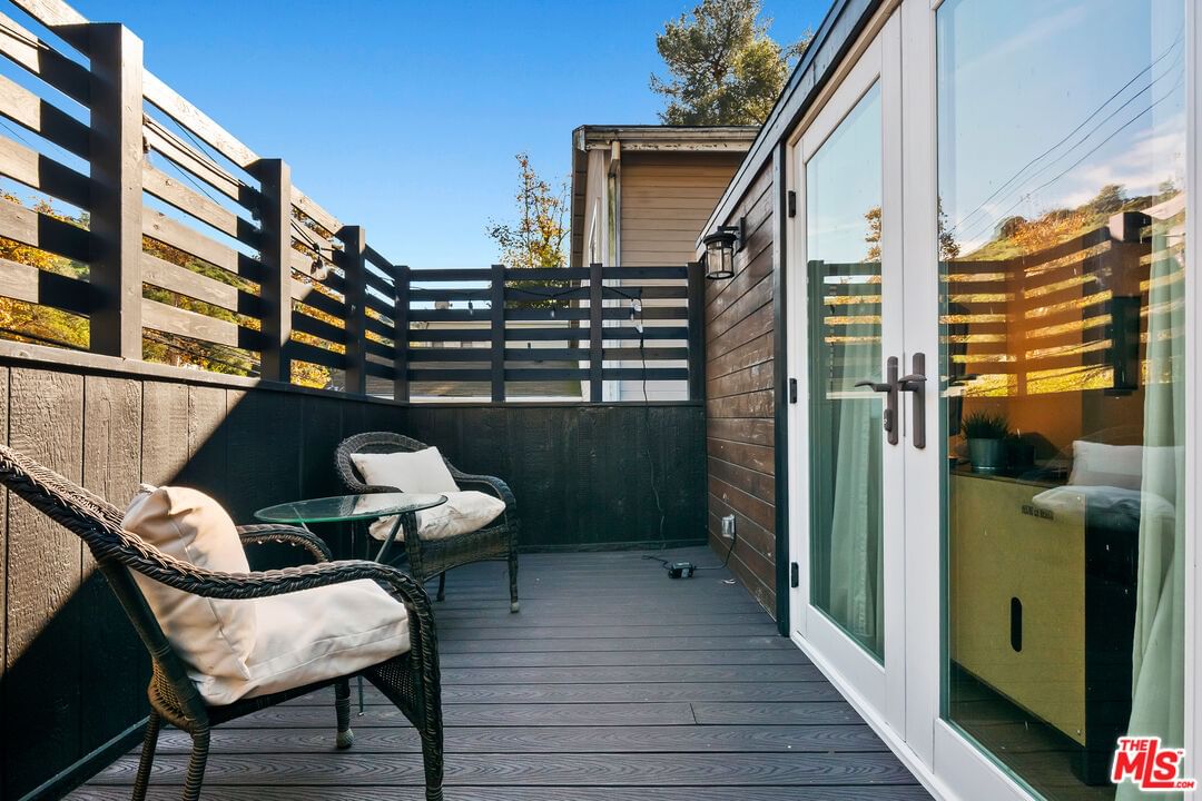 Beverly Glen photo 25