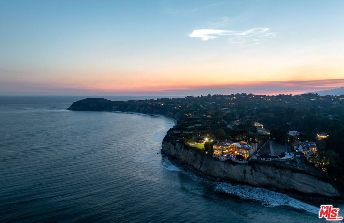 Cliffside photo 66