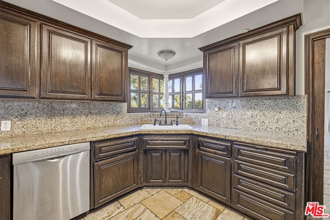 Homezell photo 15