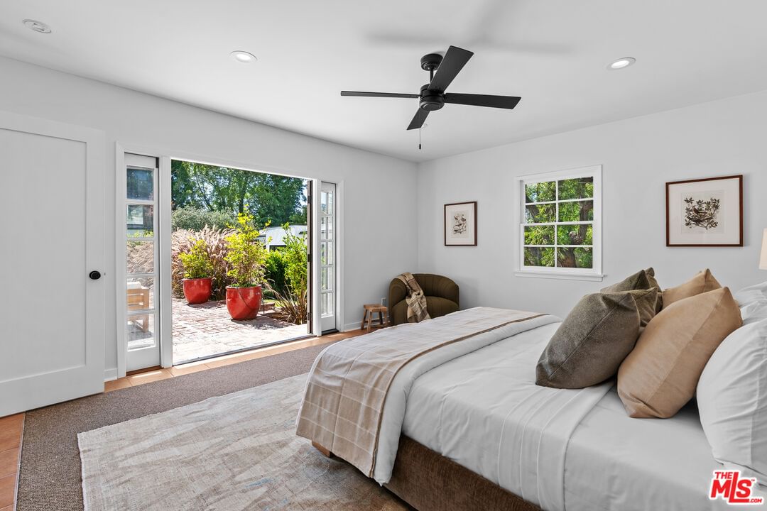 Greenleaf photo 15