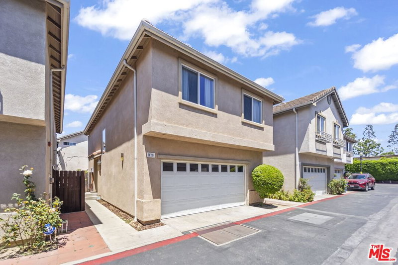 8554 Burnet Ave