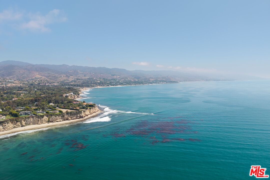Cliffside photo 43