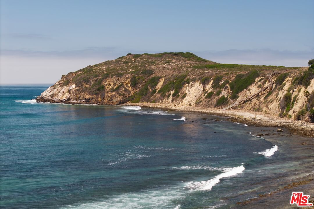 Cliffside photo 44