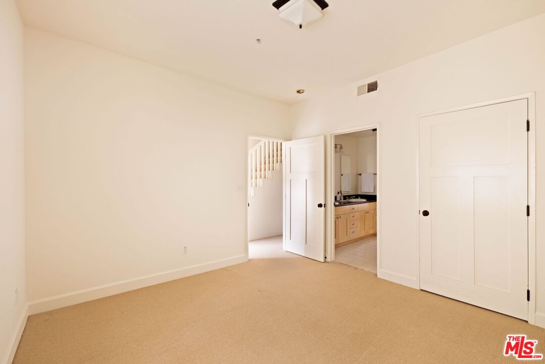 Meridian photo 38