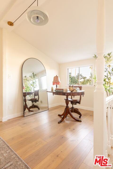 Laurel Terrace photo 17
