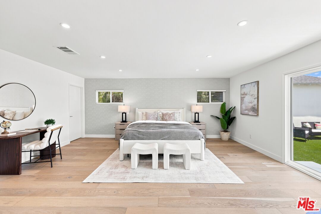 Crescent Heights photo 20